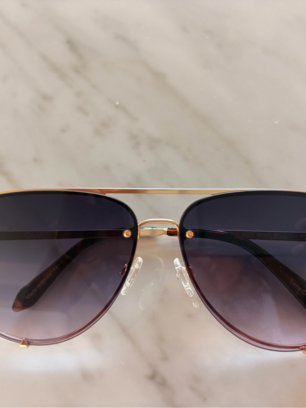 QUAY Gold Aviator Sunglasses with Gradient Purple Lenses